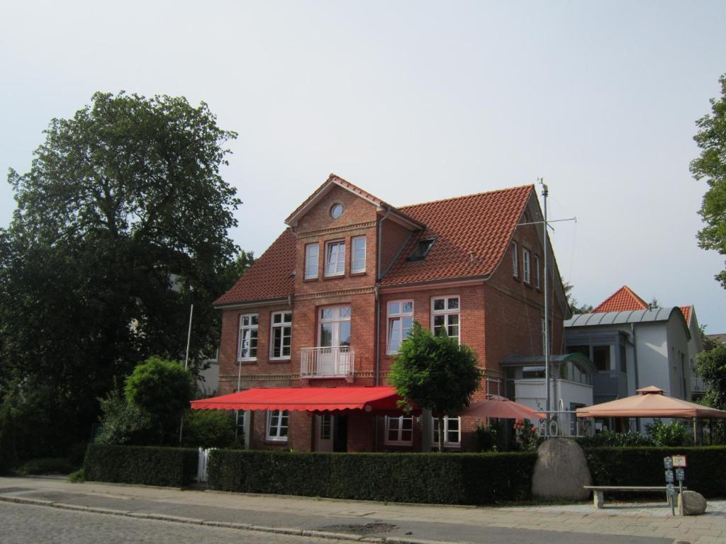 Hotel Bergedorfer Hoehe Hamburg Exterior foto