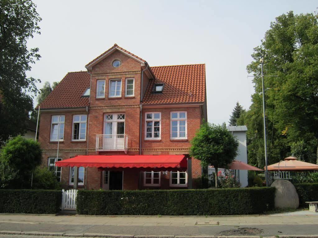 Hotel Bergedorfer Hoehe Hamburg Exterior foto